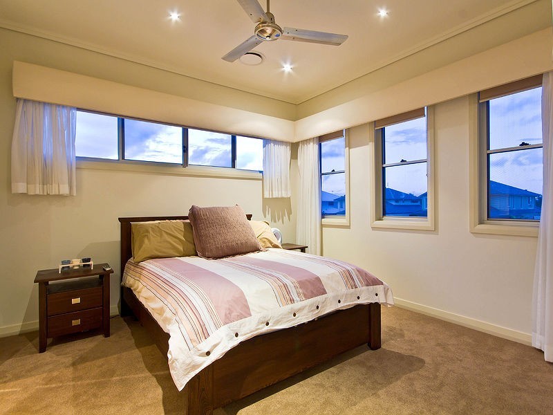 29 Marina Parade, Calypso Bay, Jacobs Well QLD 4208