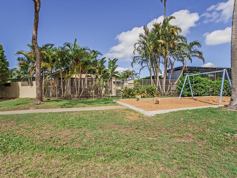 6 Greenfinch Court, Jacobs Well QLD 4208