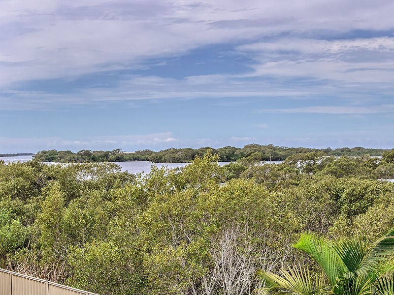 8 Nassau Place, Jacobs Well QLD 4208