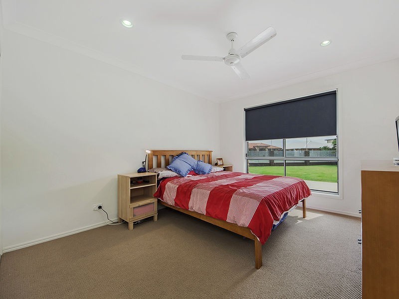 8 Nassau Place, Jacobs Well QLD 4208