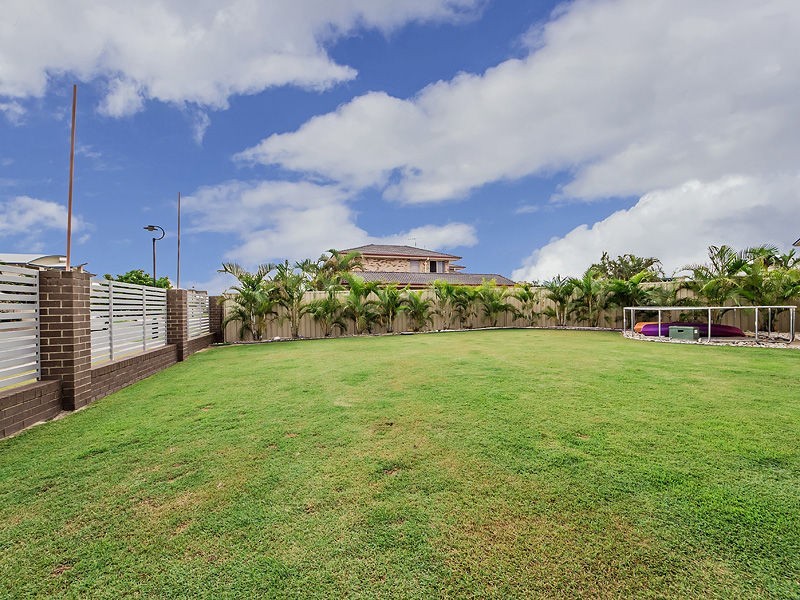8 Nassau Place, Jacobs Well QLD 4208