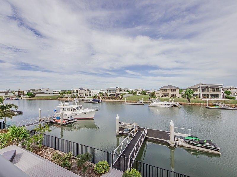 11 Marina Parade, Calypso Bay, Jacobs Well QLD 4208