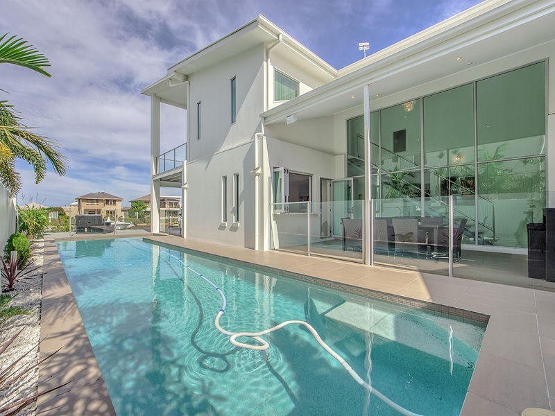 11 Marina Parade, Calypso Bay, Jacobs Well QLD 4208