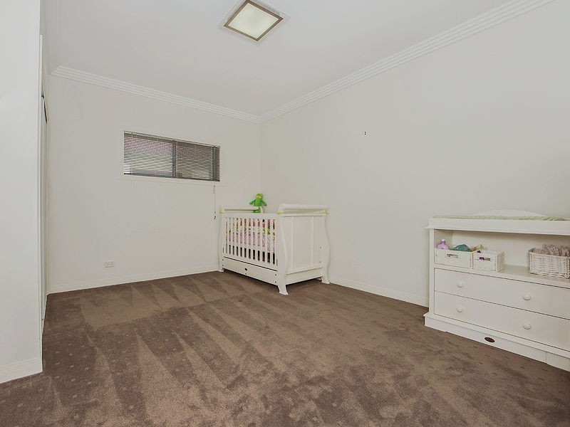 11 Marina Parade, Calypso Bay, Jacobs Well QLD 4208