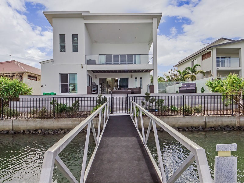 11 Marina Parade, Calypso Bay, Jacobs Well QLD 4208