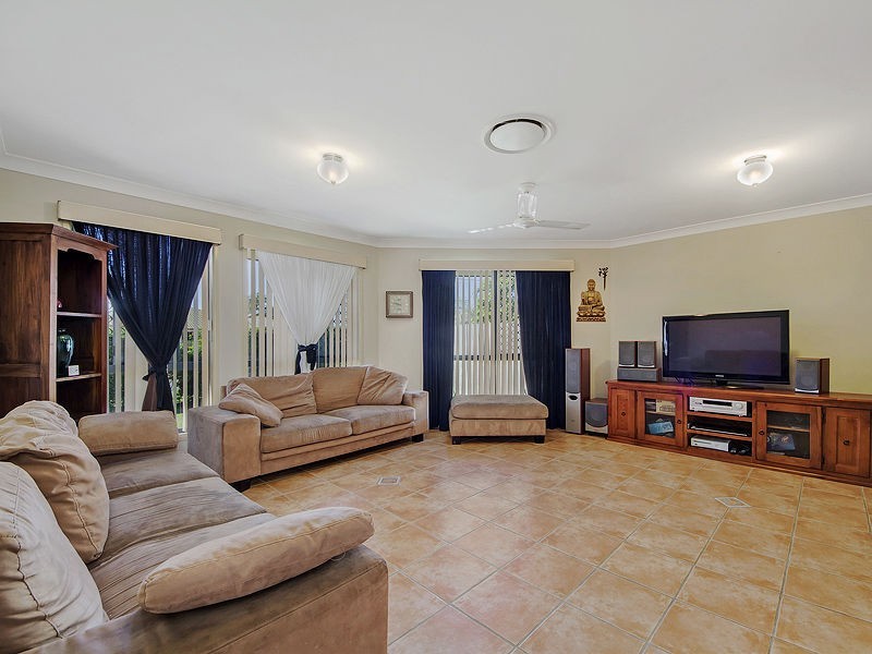 25 Bangalow Drive, Steiglitz QLD 4207