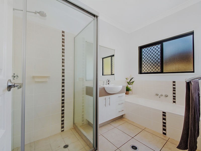 32 Osprey Drive, Jacobs Well QLD 4208