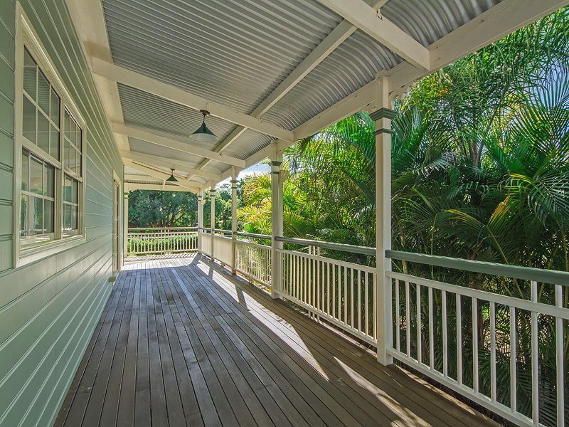 41 Pelican Parade, Jacobs Well QLD 4208