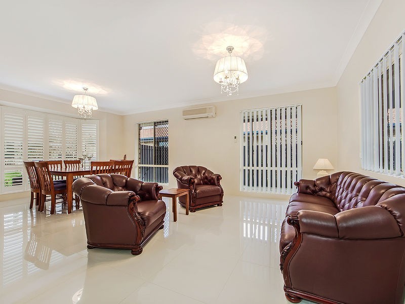 14 Bangalow Drive, Steiglitz QLD 4207