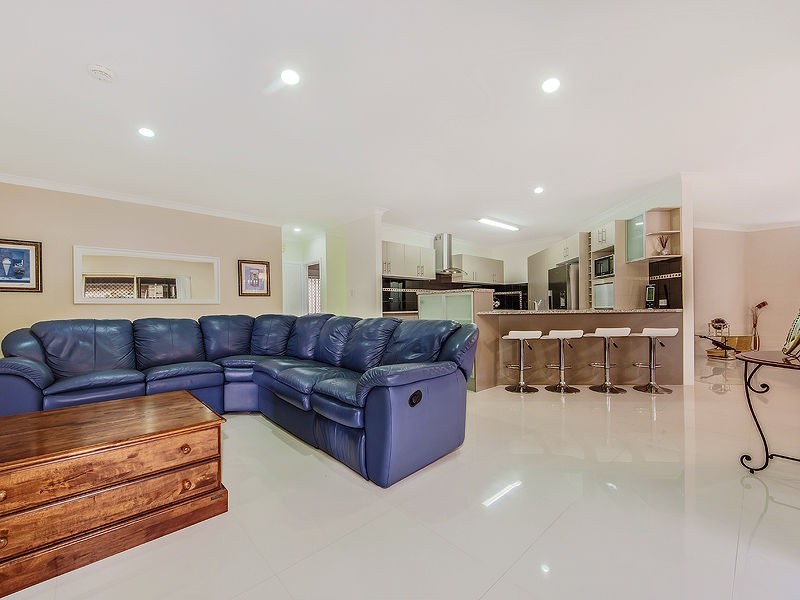14 Bangalow Drive, Steiglitz QLD 4207