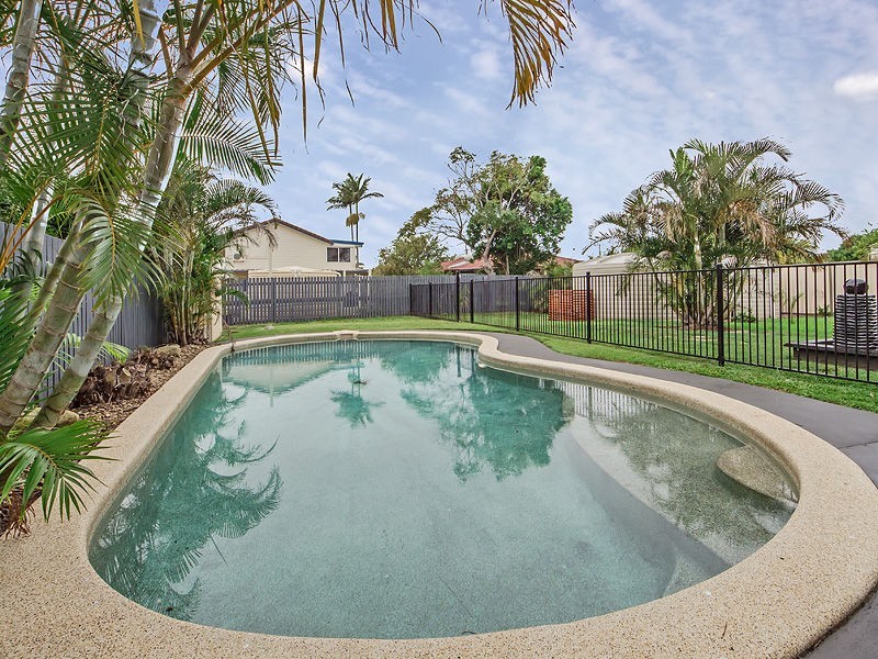 14 Bangalow Drive, Steiglitz QLD 4207