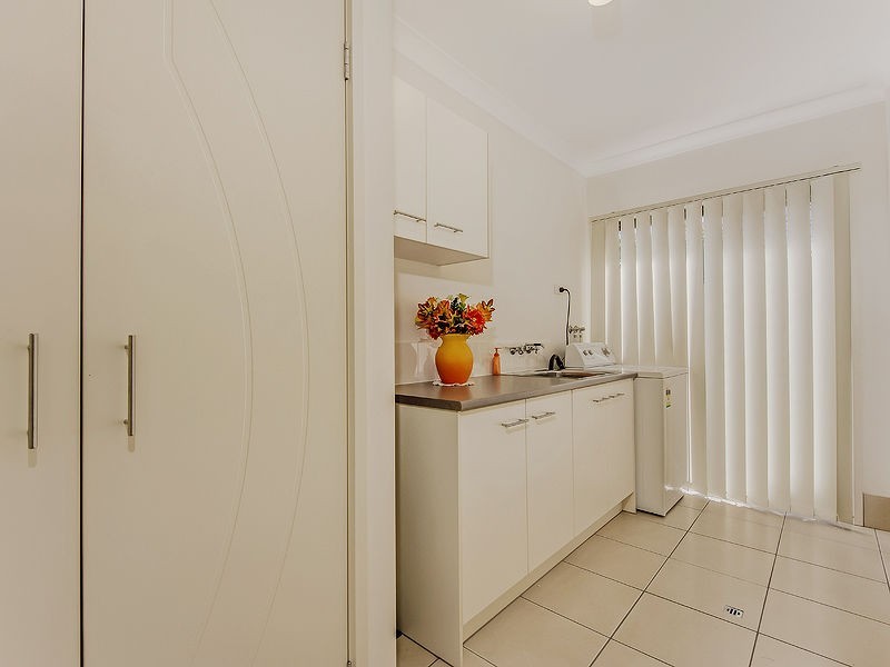 11 Garagul Street, Jacobs Well QLD 4208