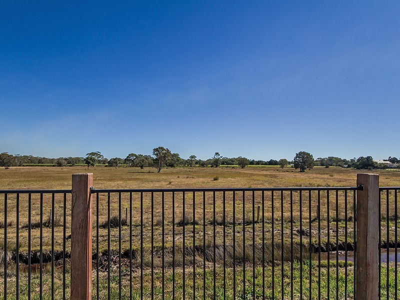 7 Nassau Place, Jacobs Well QLD 4208