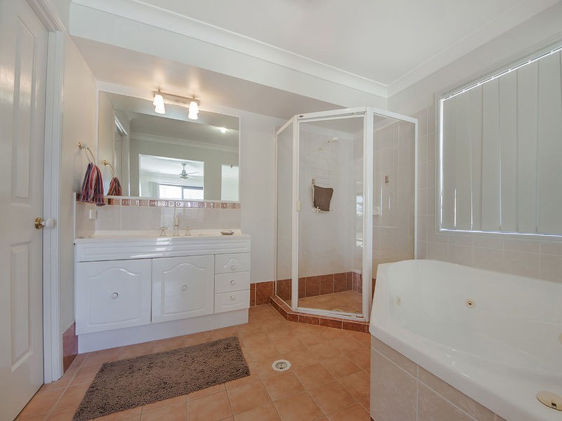 7 Nassau Place, Jacobs Well QLD 4208