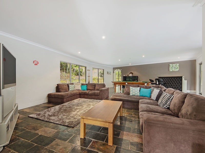 3 DEWBERRY WAY, Gaven QLD 4211