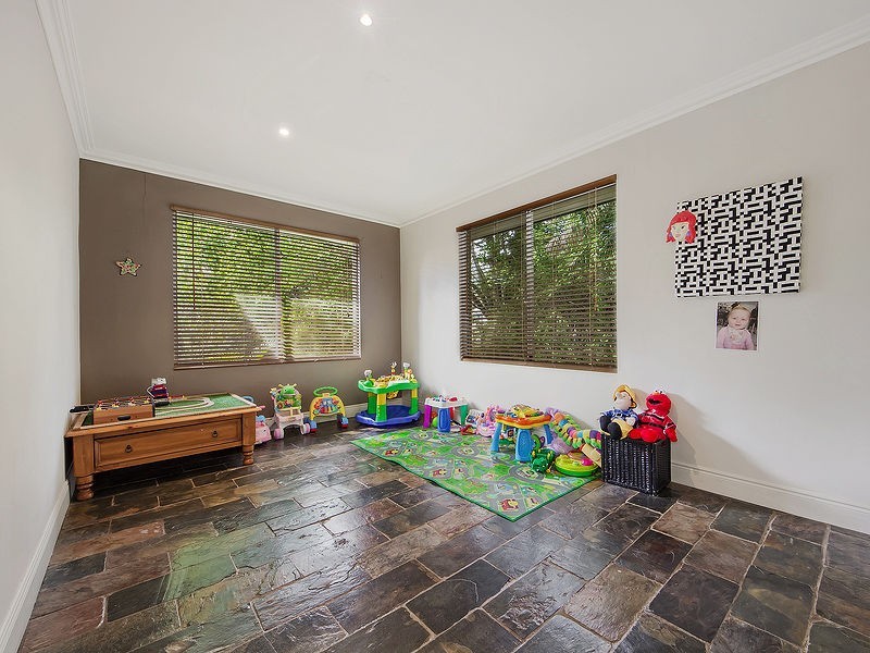 3 DEWBERRY WAY, Gaven QLD 4211