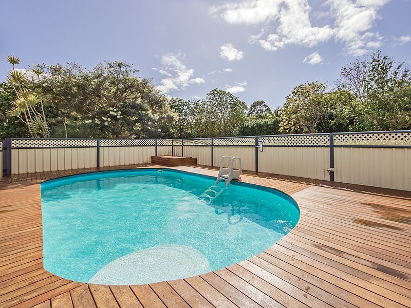 2 Woodswallow Street, Jacobs Well QLD 4208