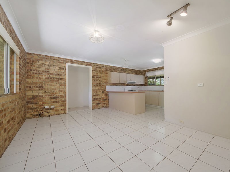 23 Pine Street, Jacobs Well QLD 4208