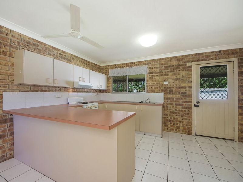 23 Pine Street, Jacobs Well QLD 4208