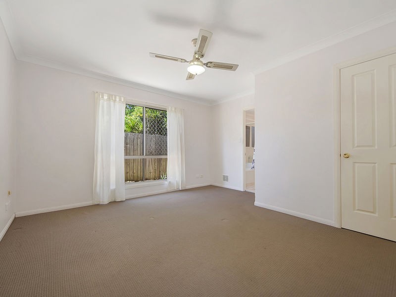 23 Pine Street, Jacobs Well QLD 4208