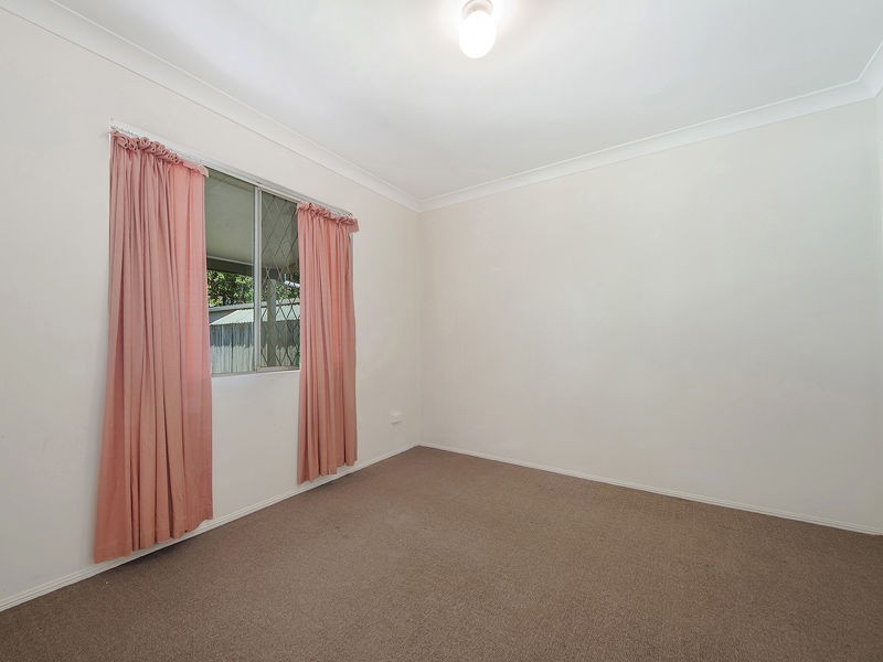 23 Pine Street, Jacobs Well QLD 4208