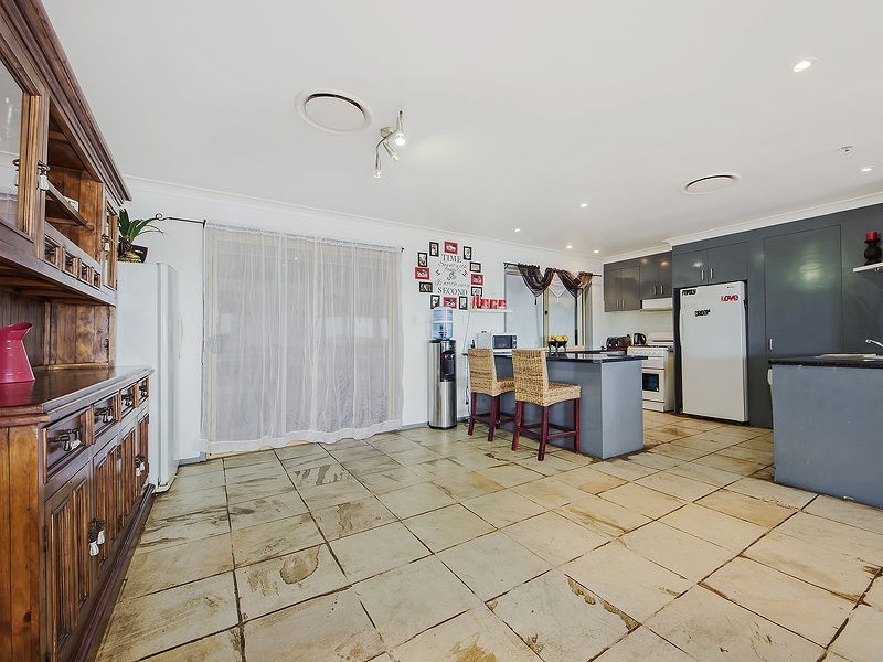 217 Ageston Road, Alberton QLD 4207