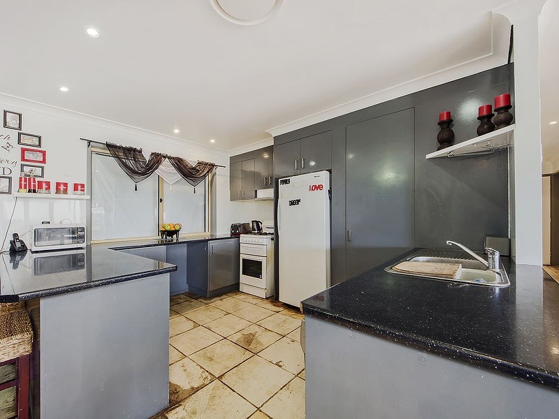 217 Ageston Road, Alberton QLD 4207