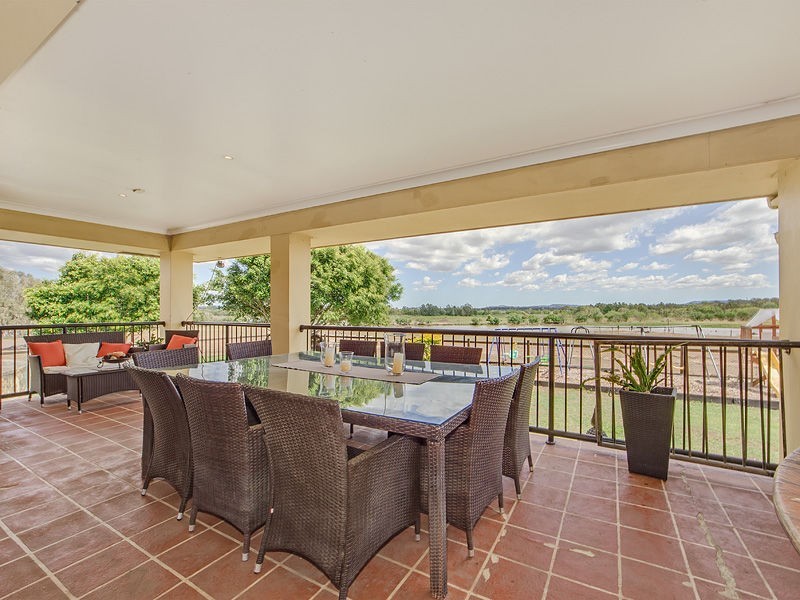 217 Ageston Road, Alberton QLD 4207