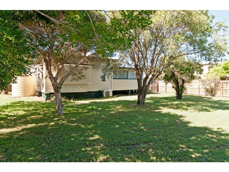 16A Dudleigh Street, Booval QLD 4304