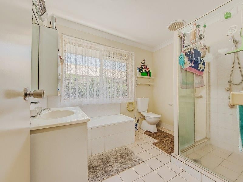 42 Karen Street, Jacobs Well QLD 4208