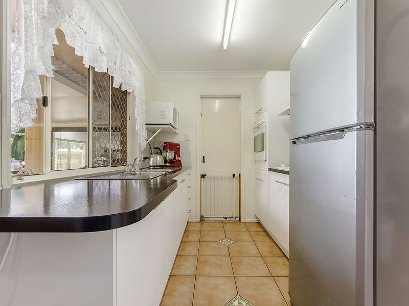 7 Johnathon Close, Jacobs Well QLD 4208