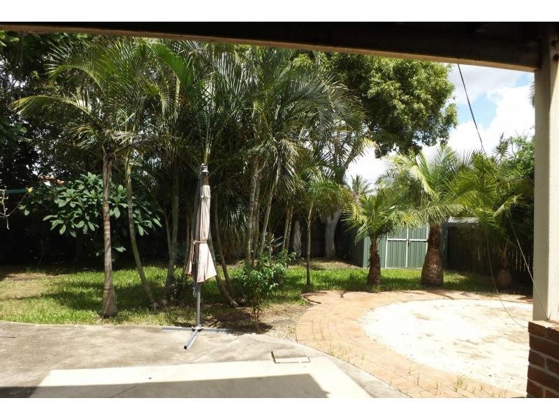 13 Hibiscus Street, Steiglitz QLD 4207