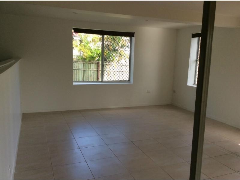 5 Gailes Street, Beenleigh QLD 4207