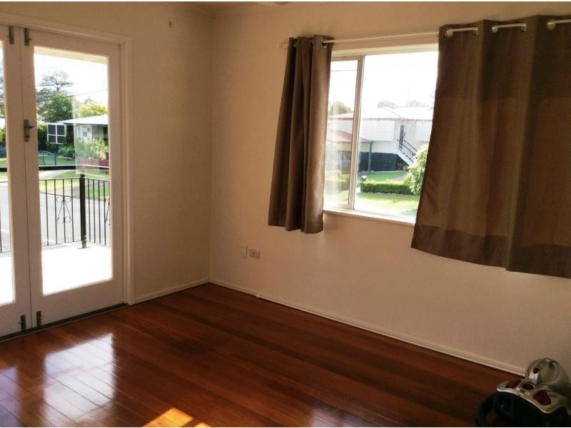 5 Gailes Street, Beenleigh QLD 4207