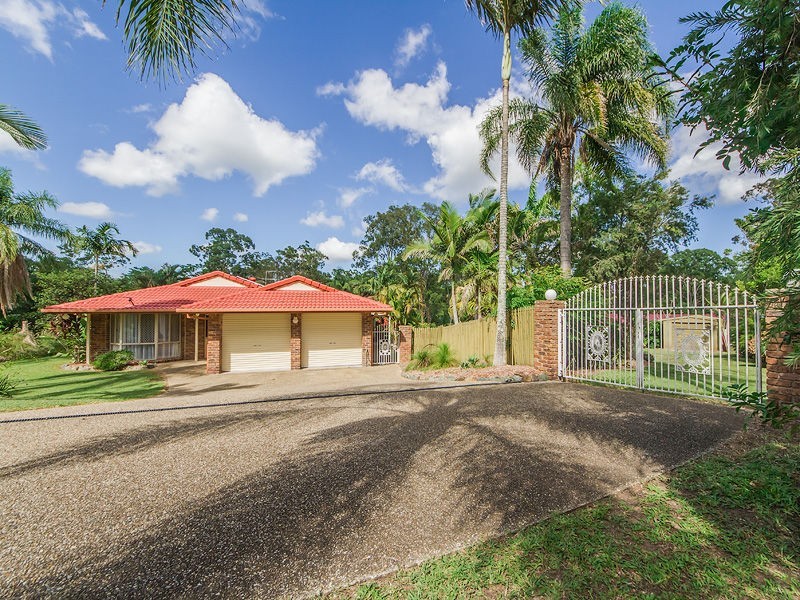 16 BELAIR Drive, Yatala QLD 4207