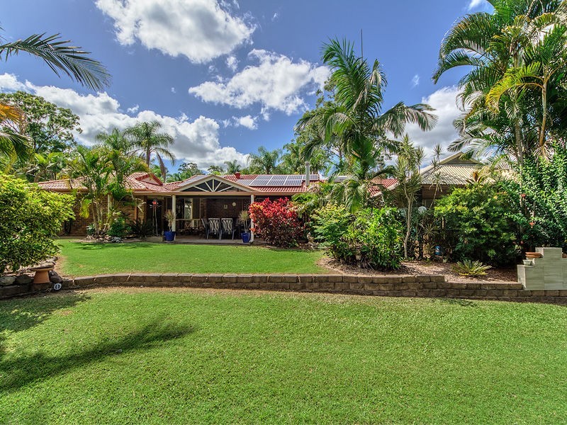 16 BELAIR Drive, Yatala QLD 4207