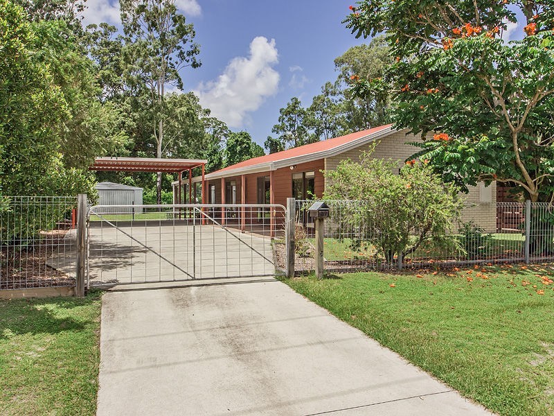 30 Kumgum Street, Jacobs Well QLD 4208