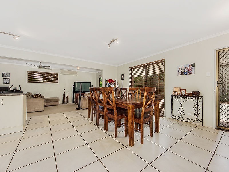 30 Kumgum Street, Jacobs Well QLD 4208