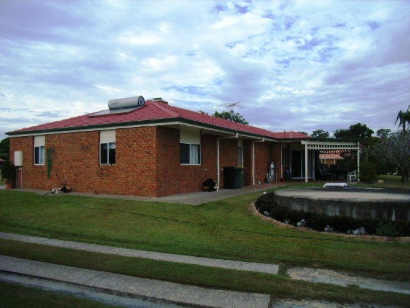 34 Pelican Parade, JACOBS WELL, Jacobs Well QLD 4208