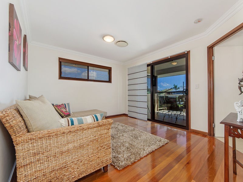 39 ESPLANADE, Jacobs Well QLD 4208