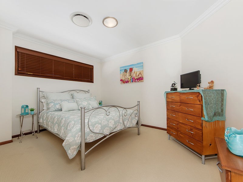 39 ESPLANADE, Jacobs Well QLD 4208