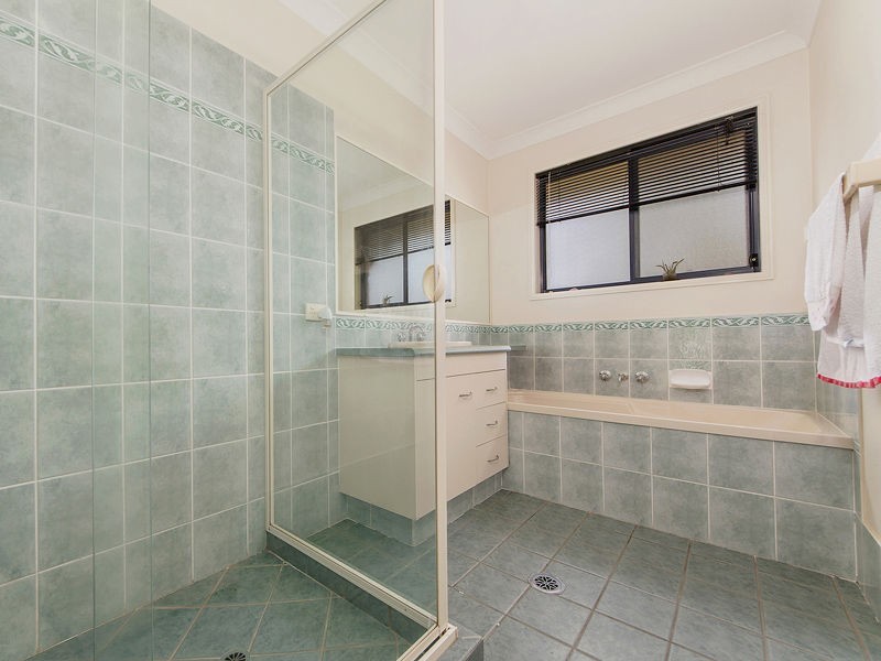 12 WOODSWALLOW Street, Jacobs Well QLD 4208