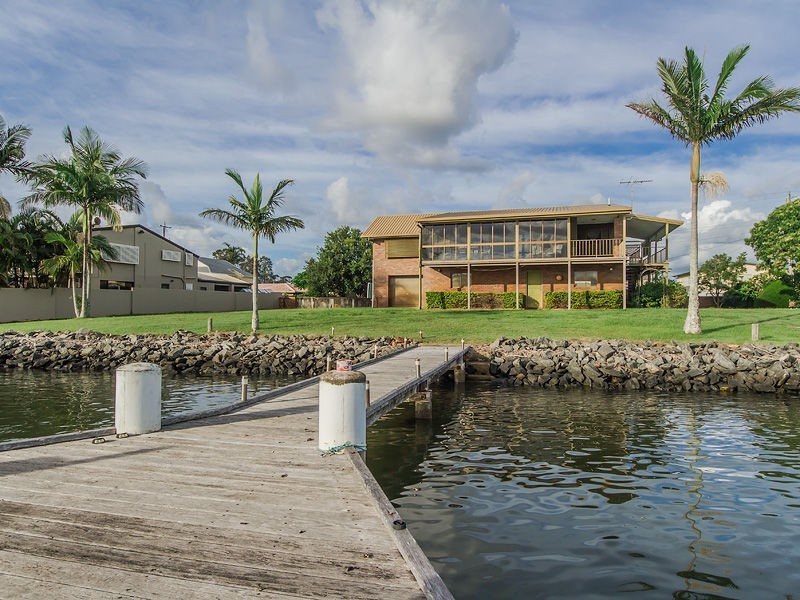 10 ESPLANADE, Jacobs Well QLD 4208