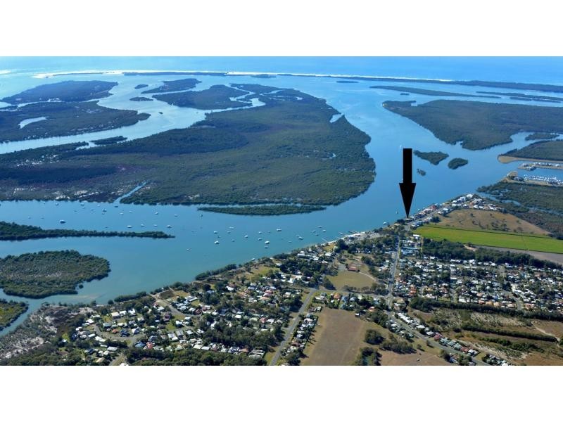 10 ESPLANADE, Jacobs Well QLD 4208