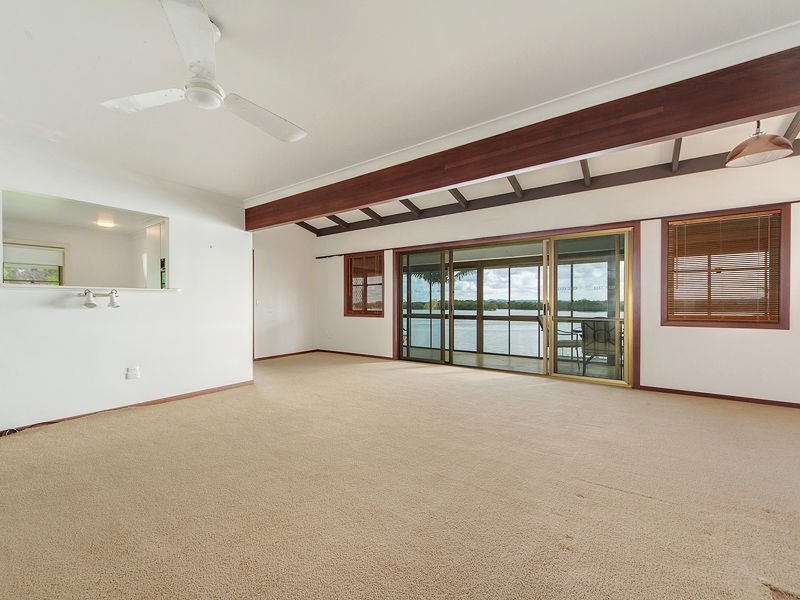 10 ESPLANADE, Jacobs Well QLD 4208