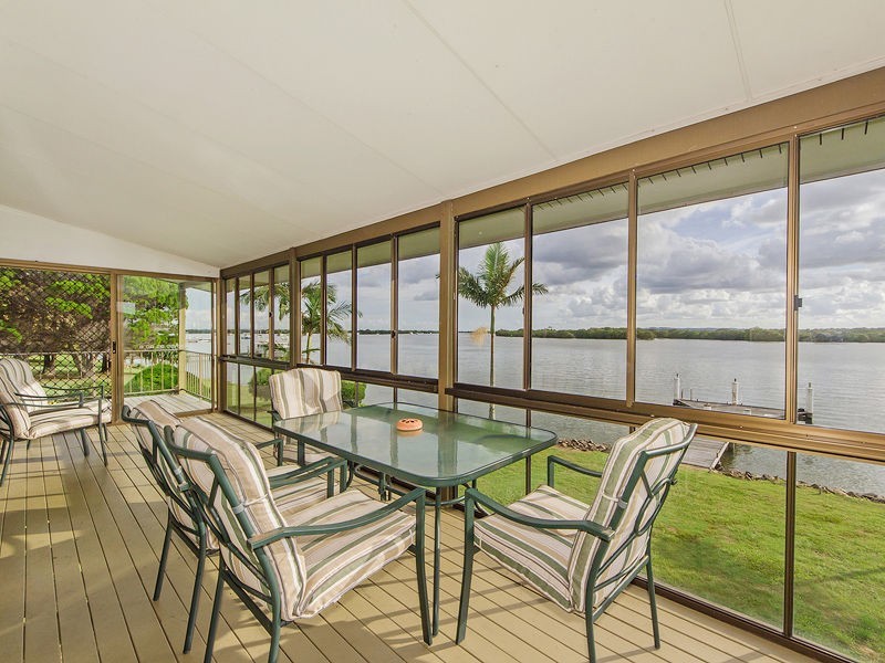 10 ESPLANADE, Jacobs Well QLD 4208