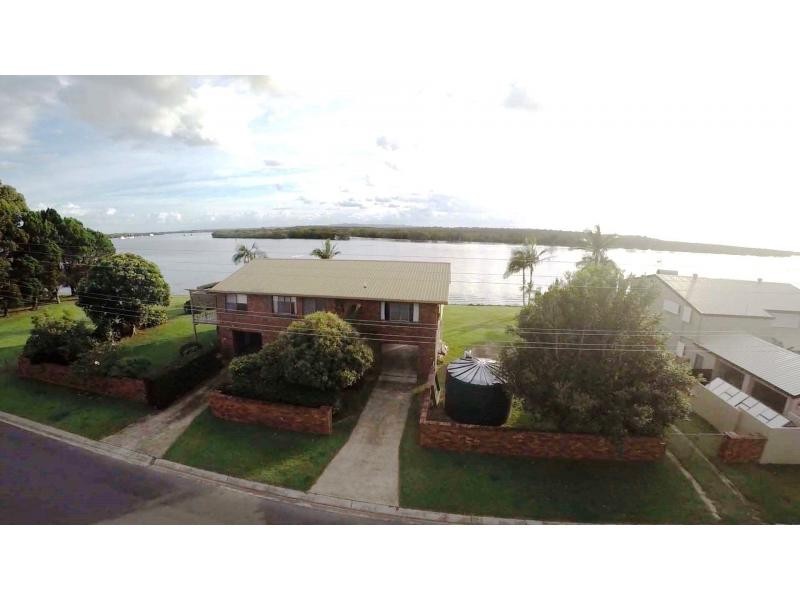 10 ESPLANADE, Jacobs Well QLD 4208