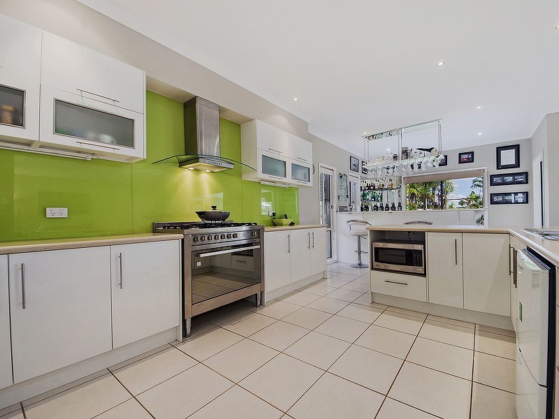 38 Marina Parade, Calypso Bay, Jacobs Well QLD 4208