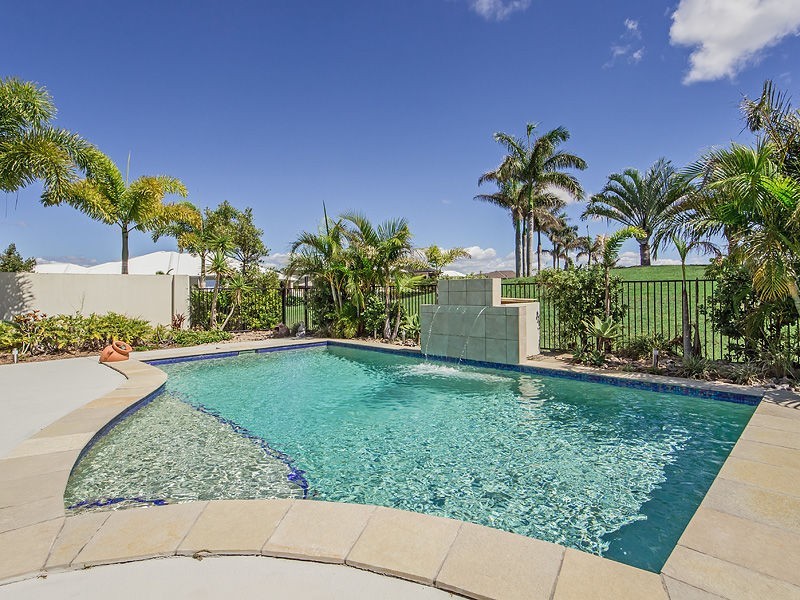 38 Marina Parade, Calypso Bay, Jacobs Well QLD 4208