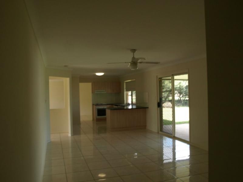 Gleneagle QLD 4285